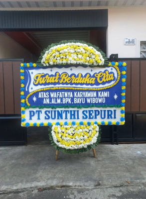 Papan Bunga Duka di Maluk