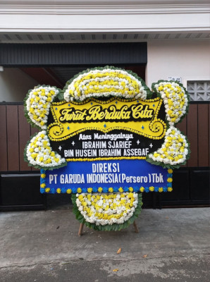 Papan Bunga Duka di Maluk